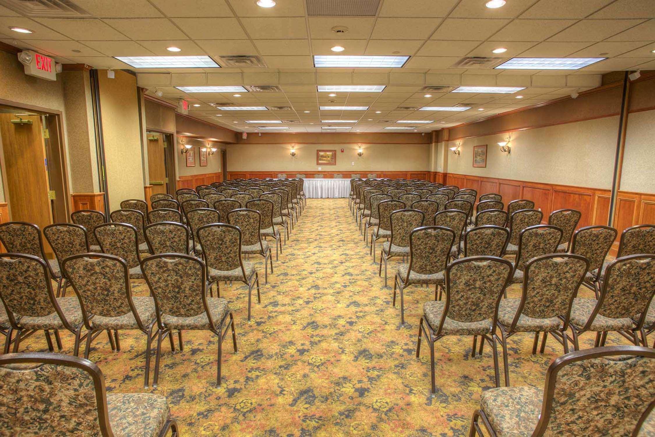 Comfort Inn & Suites Rapid City Near Mt Rushmore Esterno foto