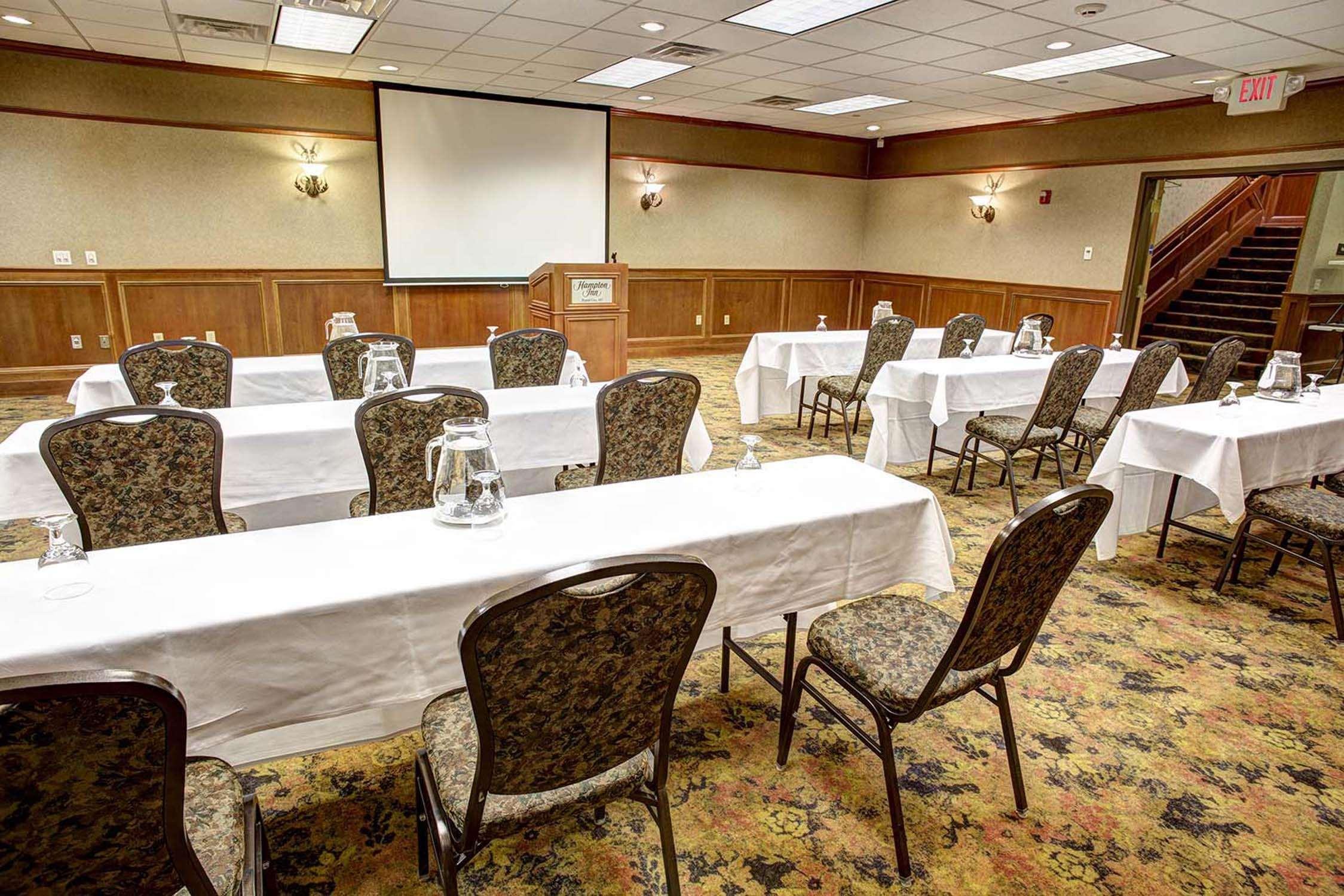 Comfort Inn & Suites Rapid City Near Mt Rushmore Esterno foto