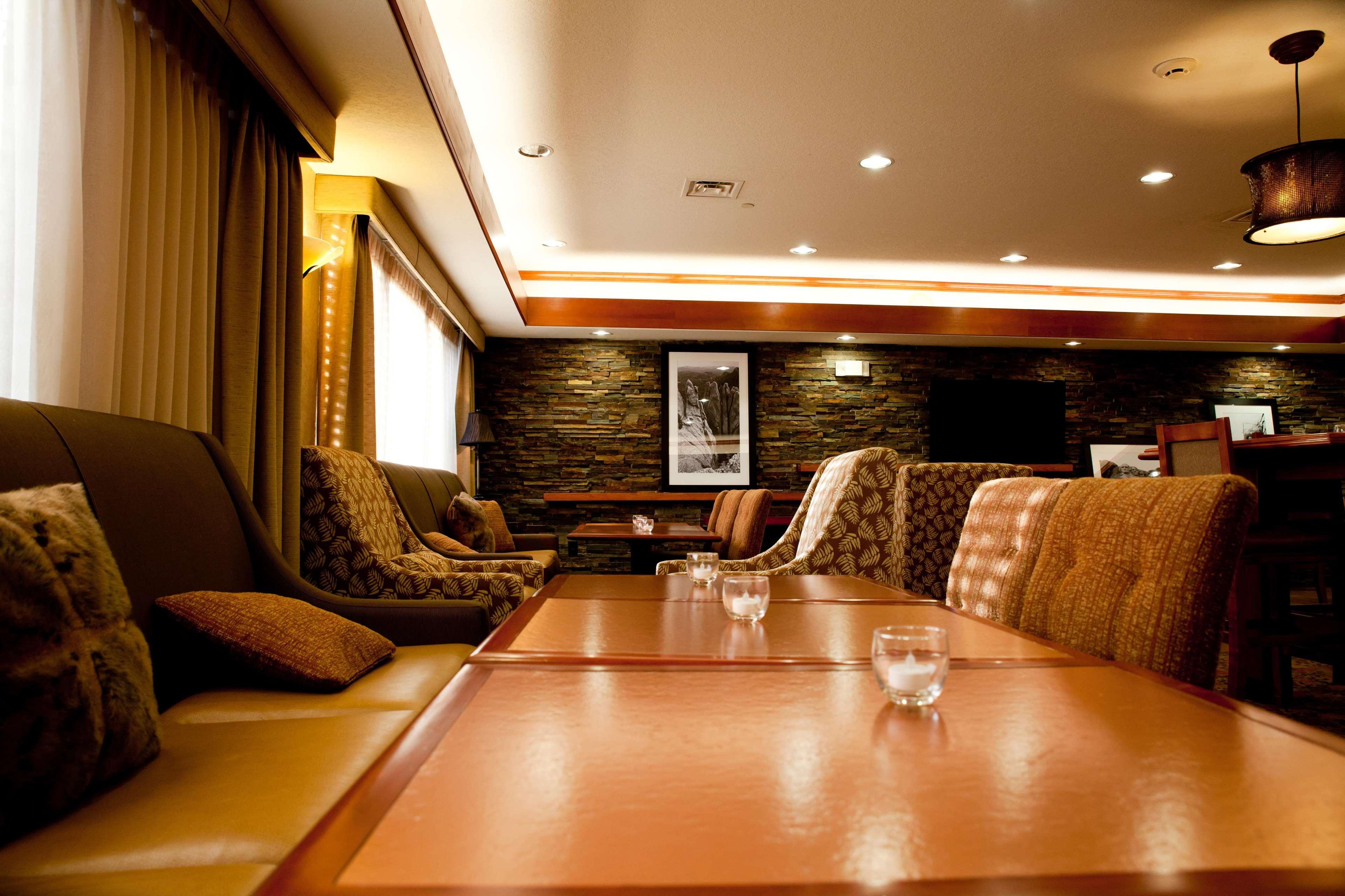 Comfort Inn & Suites Rapid City Near Mt Rushmore Esterno foto