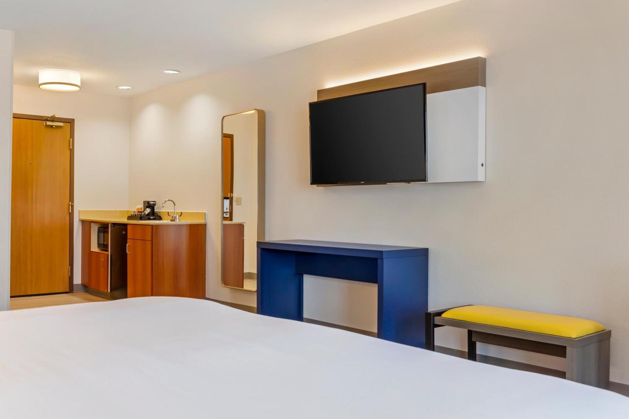 Comfort Inn & Suites Rapid City Near Mt Rushmore Esterno foto
