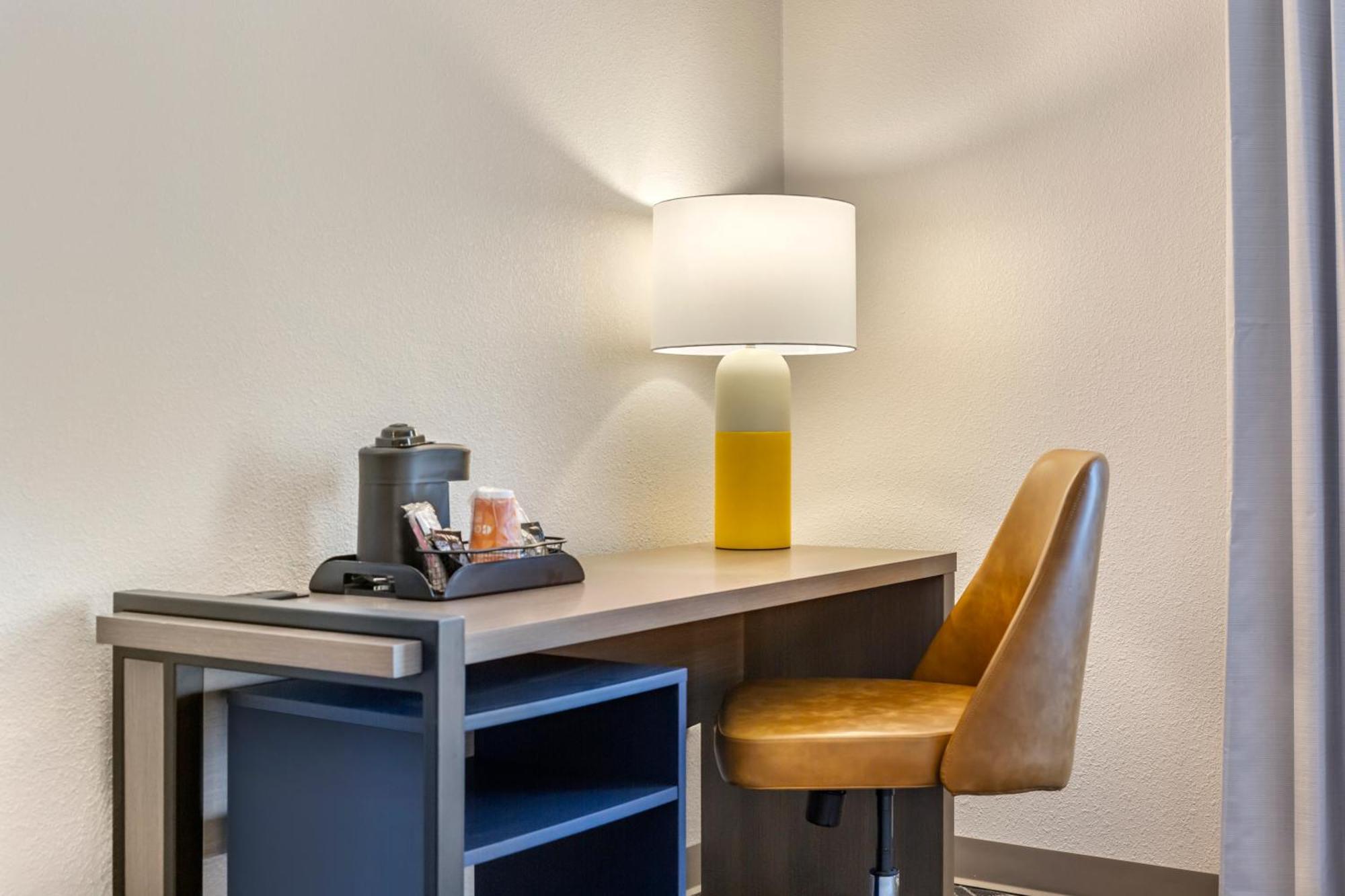 Comfort Inn & Suites Rapid City Near Mt Rushmore Esterno foto