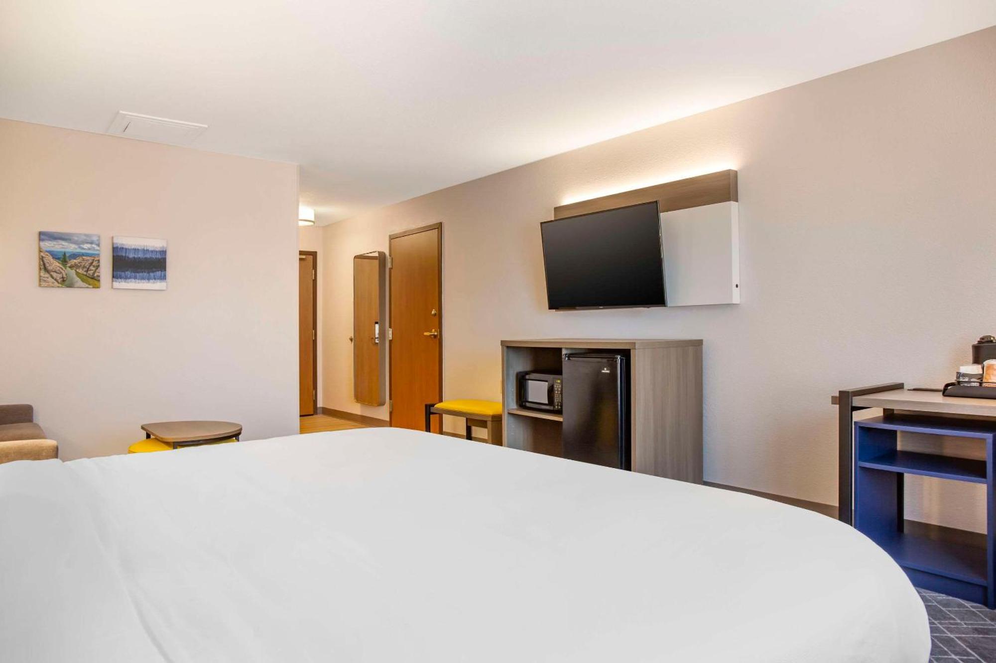 Comfort Inn & Suites Rapid City Near Mt Rushmore Esterno foto